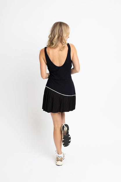Solid Pleat Kourt Dress w/ Contrast