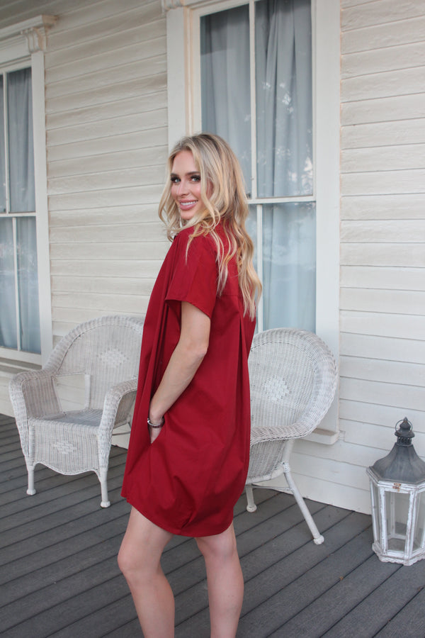 Solid Poplin Vneck Signature Dress