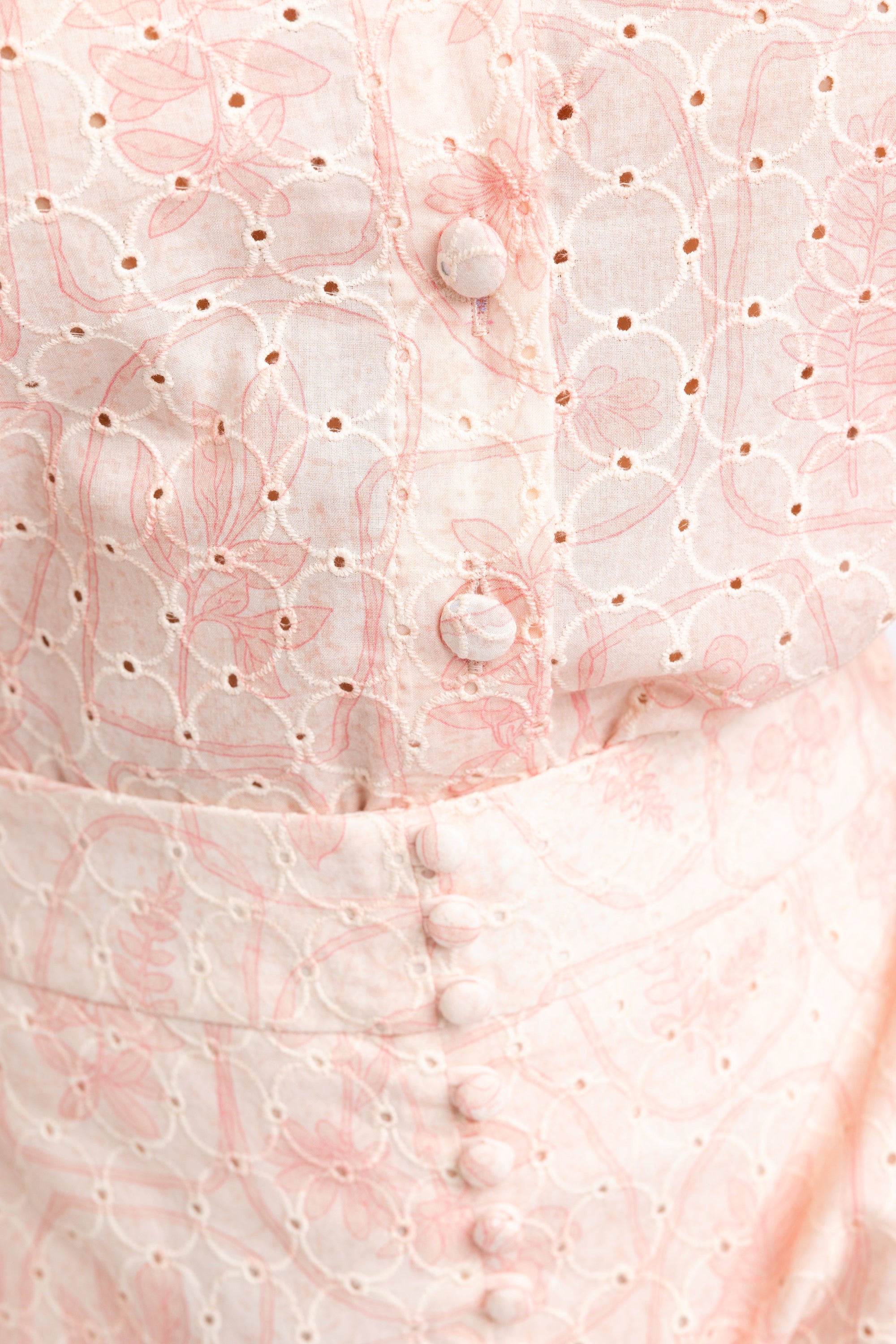 Eyelet Button Short