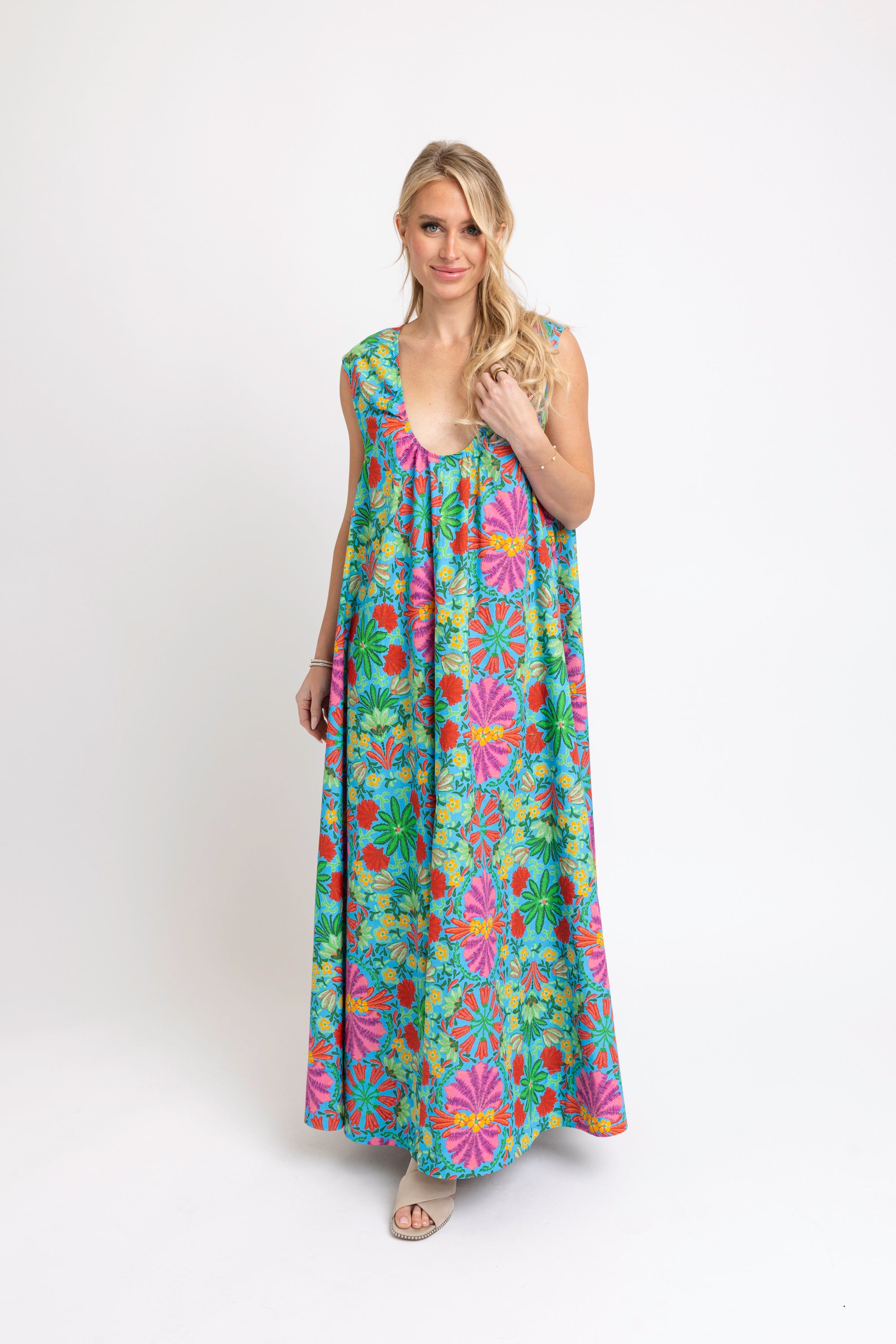 Tropical Scoop Sleeveless Maxi Dress