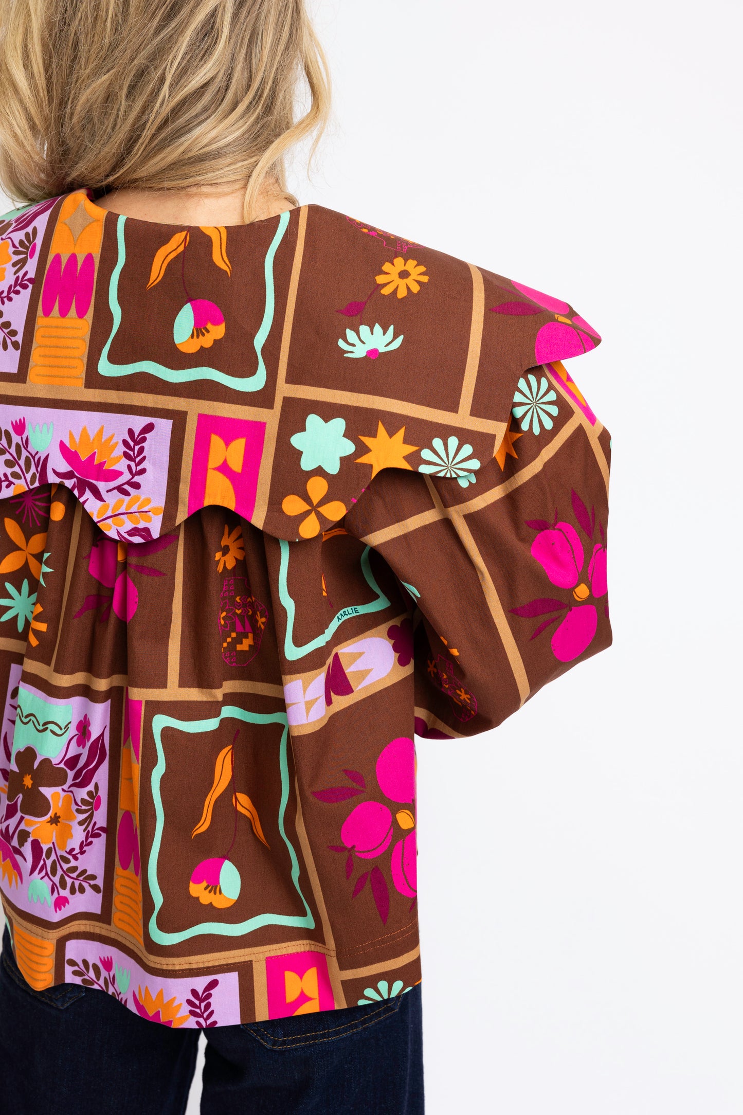 Floral Frame Peter Pan Collar Novelty Top